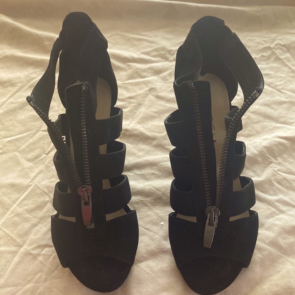 Via Spiga suede like material stretchy zip up front wedge 3 3/4 heel sandals